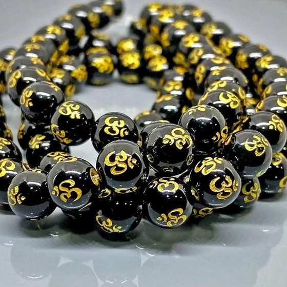 onyx-gemstone-beads-2.webp