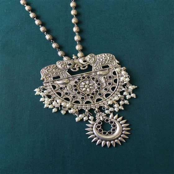 antique-silver-pendant-2.webp