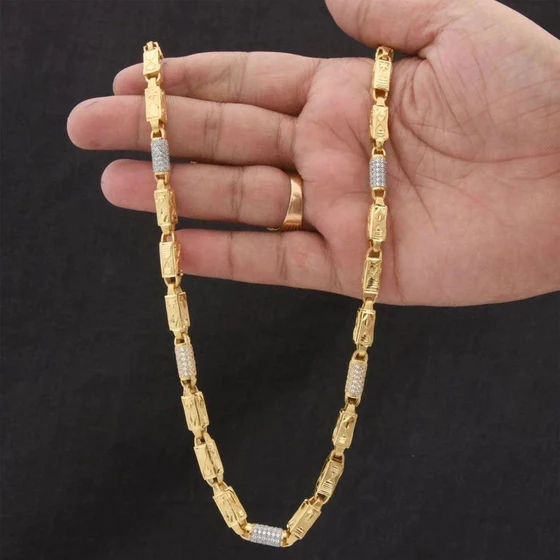 designer-gold-chain-1.webp