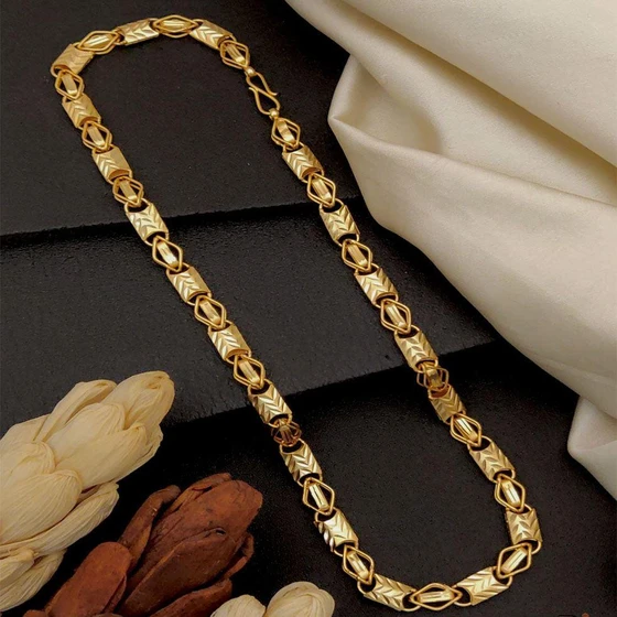 designer-gold-chain-2.webp