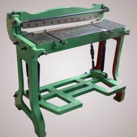 sheet-metal-cutting-machine-2.webp