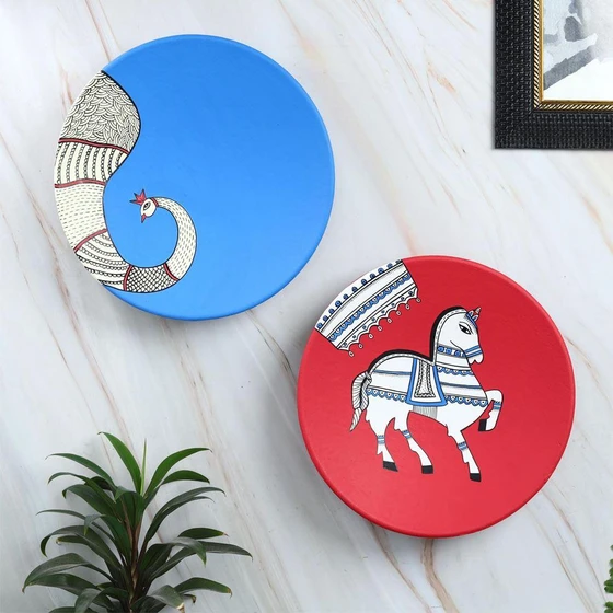 wall-horse-plates-2.webp