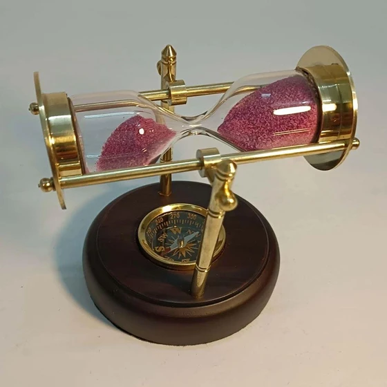 antique-brass-sand-timer-2.webp