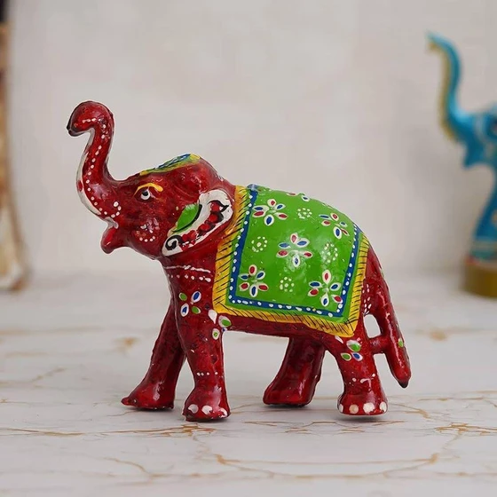 decorative-animal-figurines-2.webp
