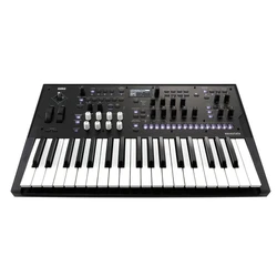 Wired Korg Keyboard