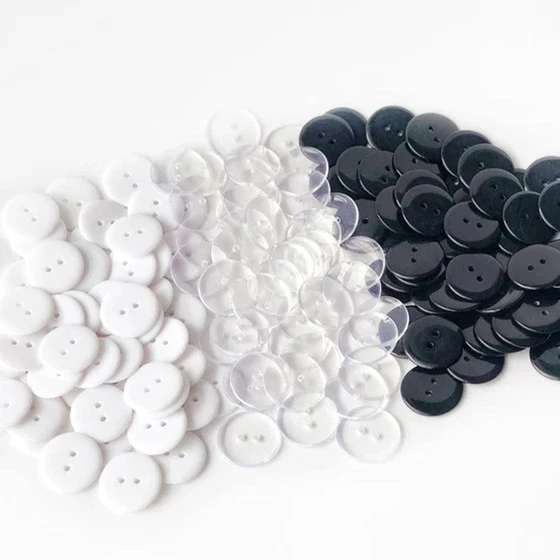 round-sewing-buttons-2.webp