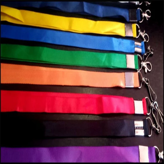 nylon-satin-lanyard-2.webp