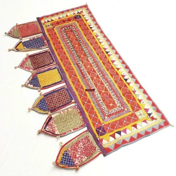 multicolor-embroidery-banner-2.webp