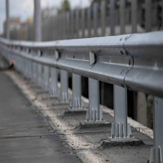 crash-road-barriers-2.webp