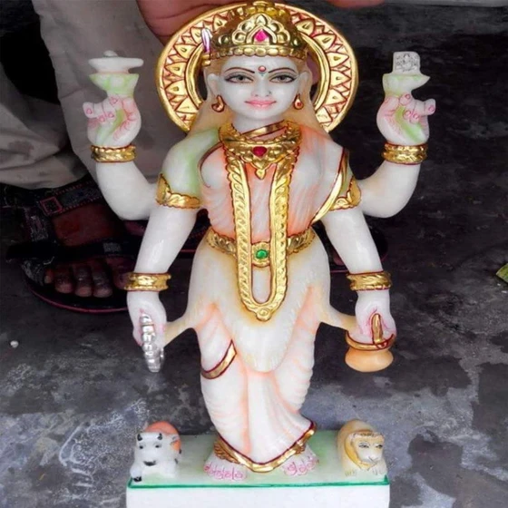 marble-goddess-statues-1.webp