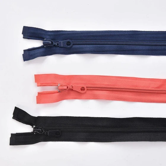 polyester-smooth-zippers-1.webp