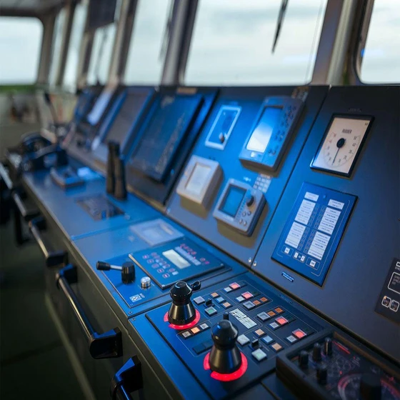 navigation-equipment-2.webp