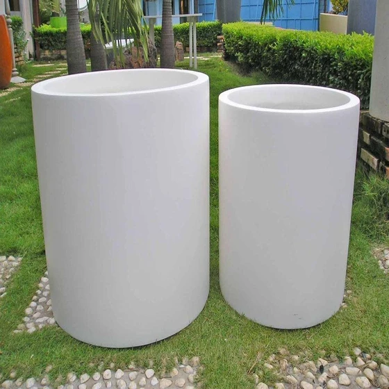 fiberglass-planter-pots-1.webp