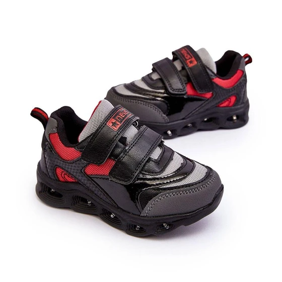 children-sports-shoes-2.webp