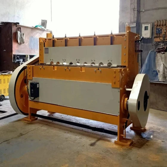 mechanical-shearing-machine-2.webp