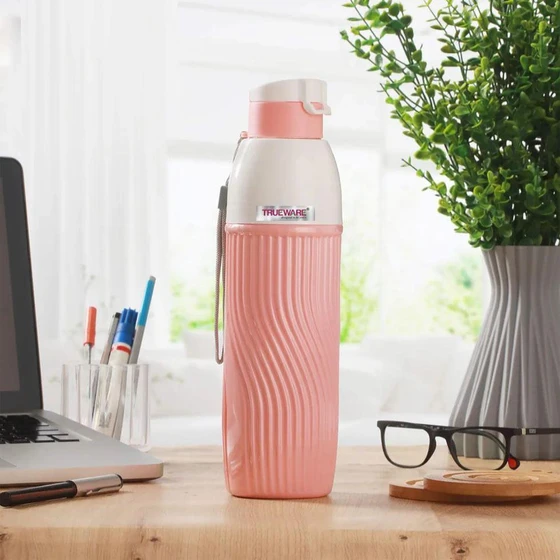 plastic-leakproof-water-bottles-2.webp