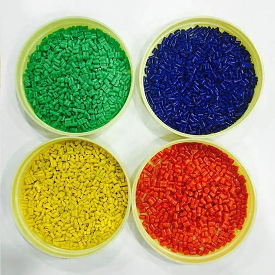 hips-plastic-granules-2.webp