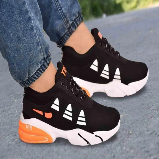 canvas-shoes-near-me-1.webp