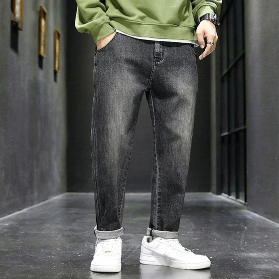 casual-men-denim-jeans-2.webp