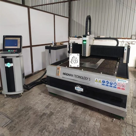 automatic-laser-cutting-machine-2.webp