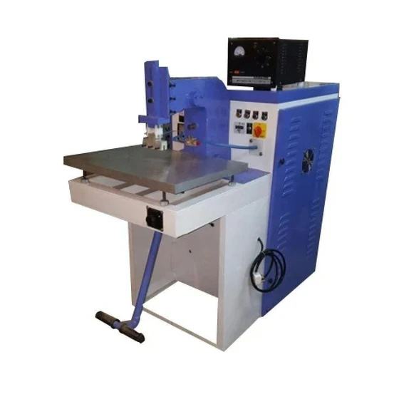 pvc-automatic-welding-machine-2.webp