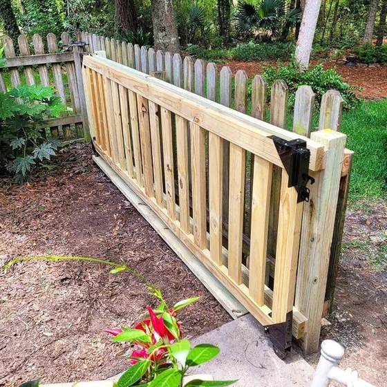 backyard-sliding-gate-2.webp