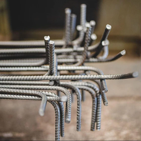 bending-tmt-steel-bar-2.webp