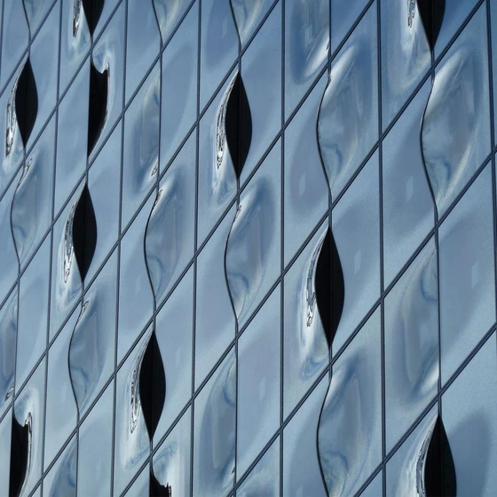 bend-architectural-glass-2.webp