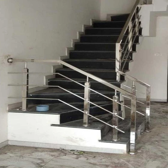 polished-ss-railings-2.webp
