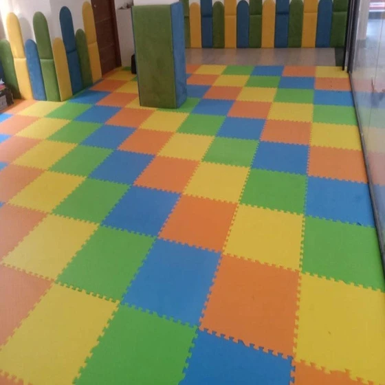 kids-play-flooring-2.webp