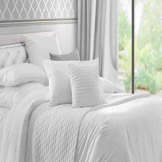hotel-bed-linen-2.webp