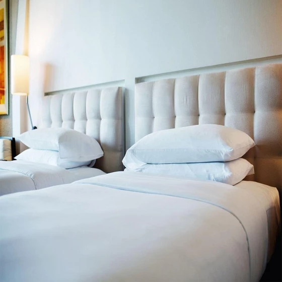 cotton-commercial-bed-linen-2.webp