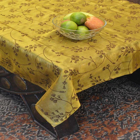 designer-table-linen-2.webp