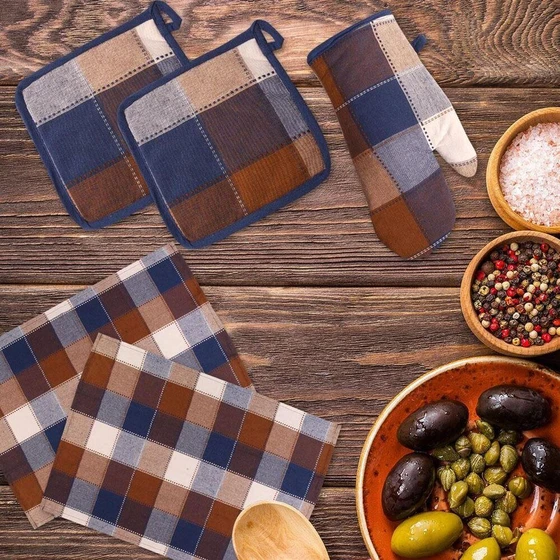 cotton-kitchen-linen-2.webp