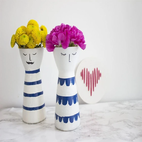 face-look-unique-vase-2.webp