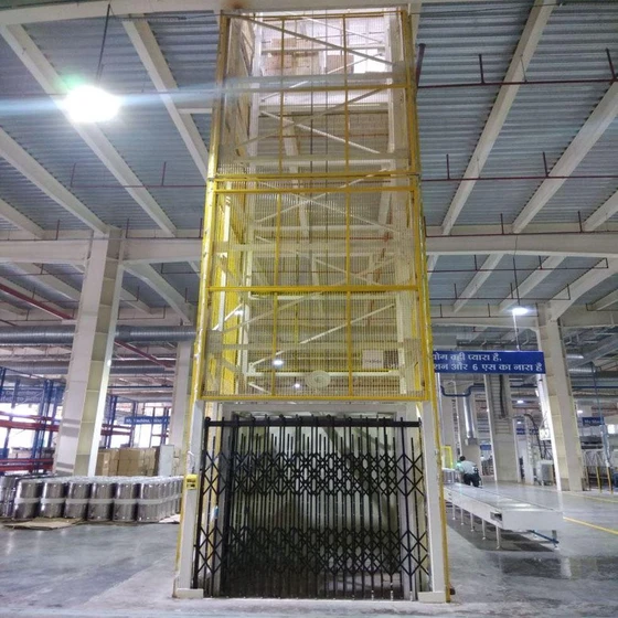 goods-lift-2.webp