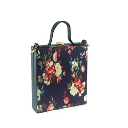  Printed Clutch Bag