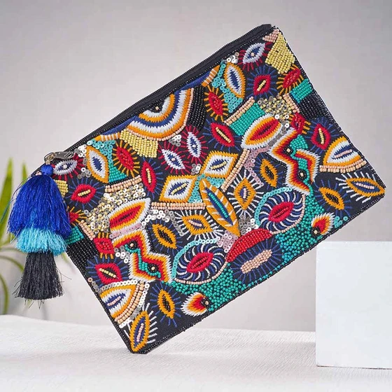 cotton-clutch-bag-2.webp