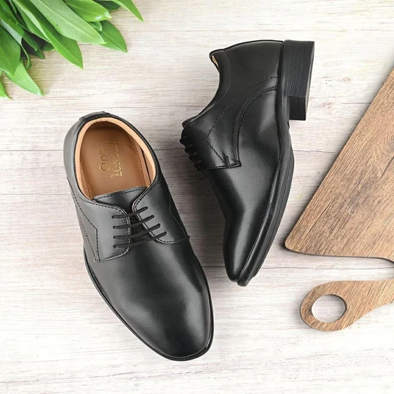 black-leather-footwear-2.webp