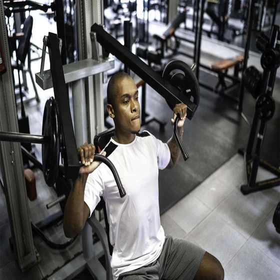 chest-press-machine-1.webp