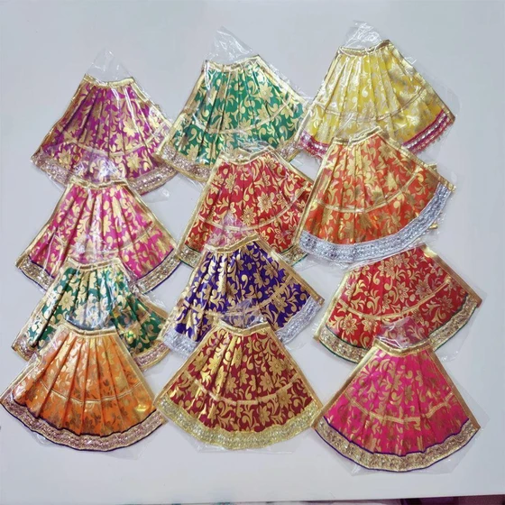 printed-god-dresses-2.webp
