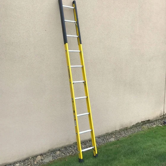 fiberglass-manhole-ladder-2.webp