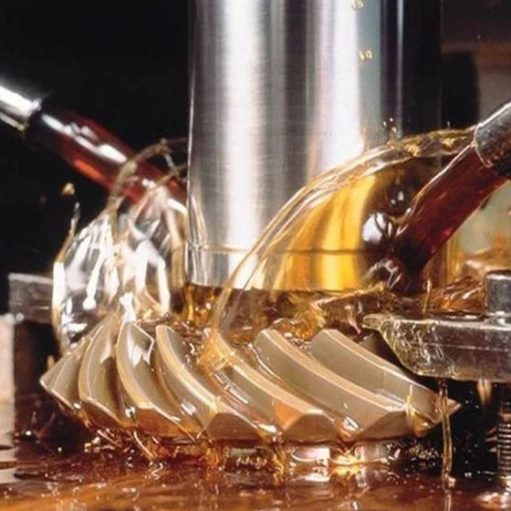 industrial-coolant-oil-2.webp
