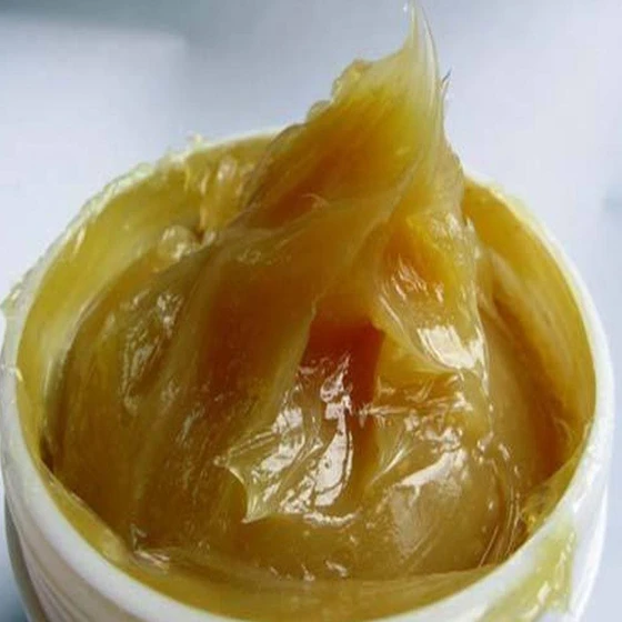 automotive-lubricant-grease-2.webp