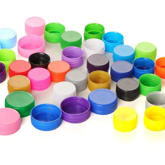 customize-plastic-cap-2.webp