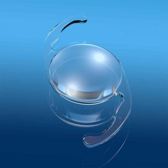 iol-intraocular-lens-2.webp