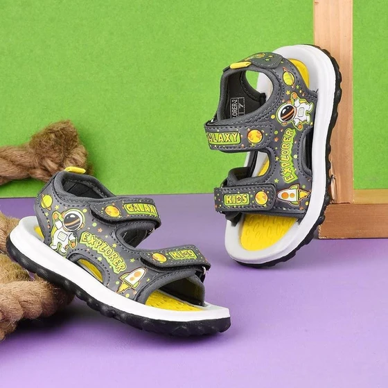 kids-casual-sandal-2.webp