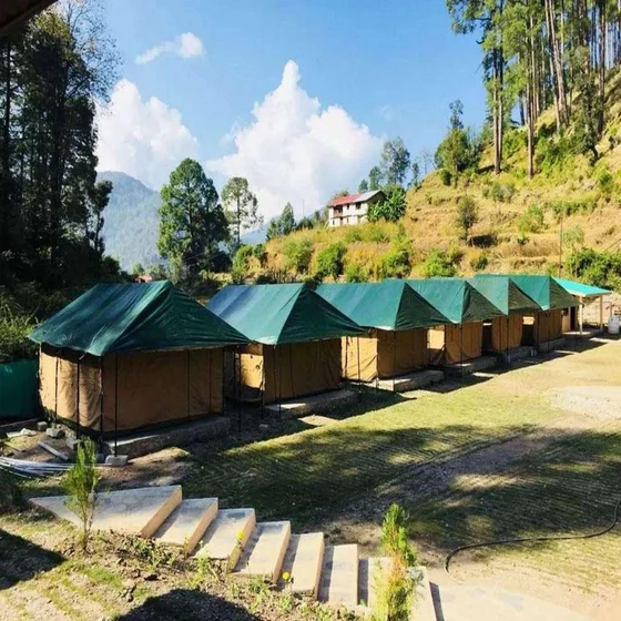 swiss-cottage-tents-2.webp