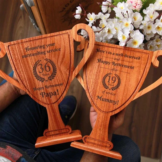 trophies-natural-wooden-2.webp