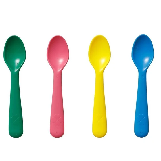 plastic-colored-spoons-2.webp